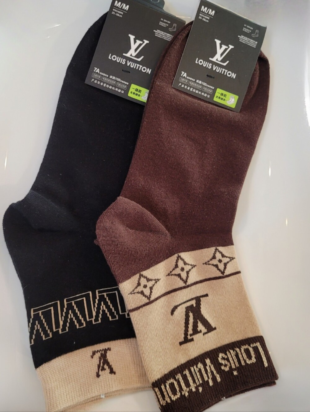 Fashion Men’s Crew Socks – Black and Brown